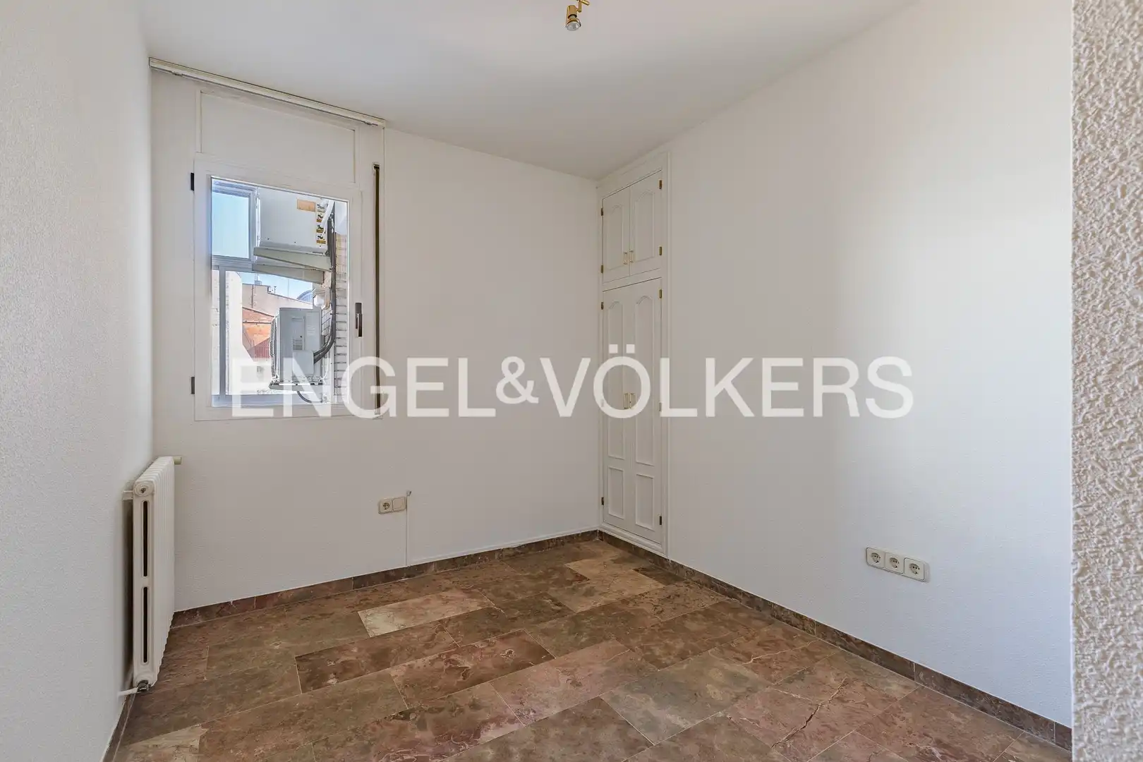 Dúplex en venta en Terrassa con Aire acondicionado, Calefacción y Terraza