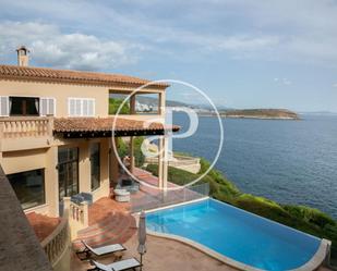 Vista exterior de Casa o xalet de lloguer en Calvià amb Aire condicionat, Terrassa i Piscina