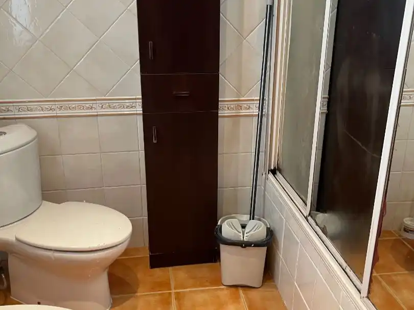 Baño de Piso en venta en Ceuta con Trastero, Amueblado y Lavadora