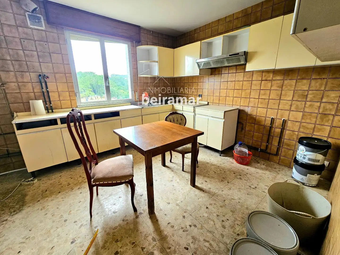 Cocina de Piso en venta en Ribeira con Calefacción y Trastero