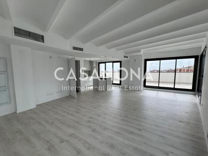 Attic for sale in  Barcelona Capital  with Air Conditioner, Heating and Terrace