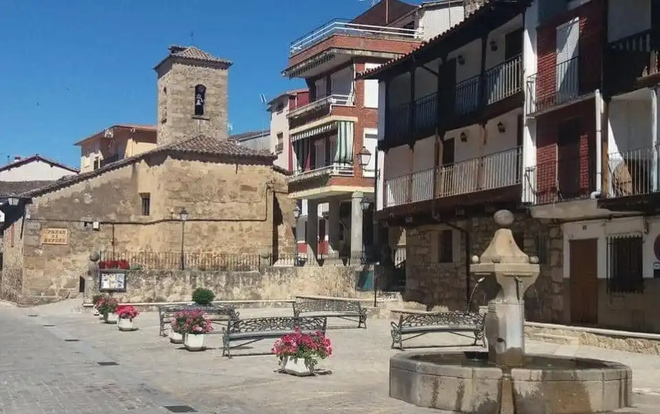 Vista exterior de Casa o xalet en venda en Talaveruela de la Vera