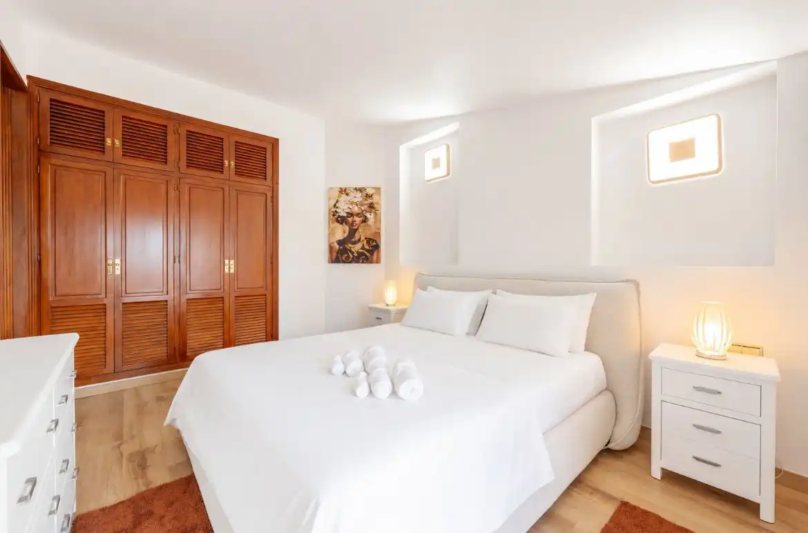 Bedroom of Houses for rent in Benahavís  with Air Conditioner, Private garden and Terrace