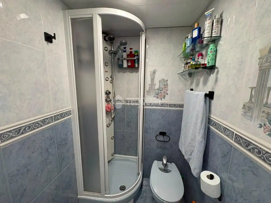Baño de Piso en venta en San Fernando de Henares con Aire acondicionado, Calefacción y Parquet