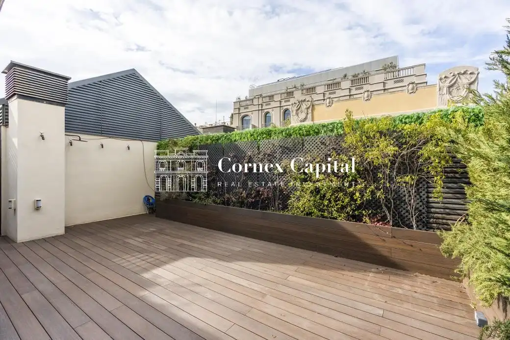 Terrasse von Maisonette zum Verkauf in Barcelona mit Heizung, Terrasse und Abstellraum