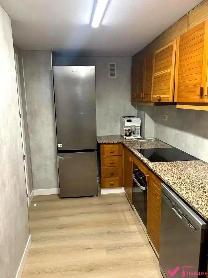 Küche von Wohnung zur Miete in Valencia mit Klimaanlage, Terrasse und Möbliert