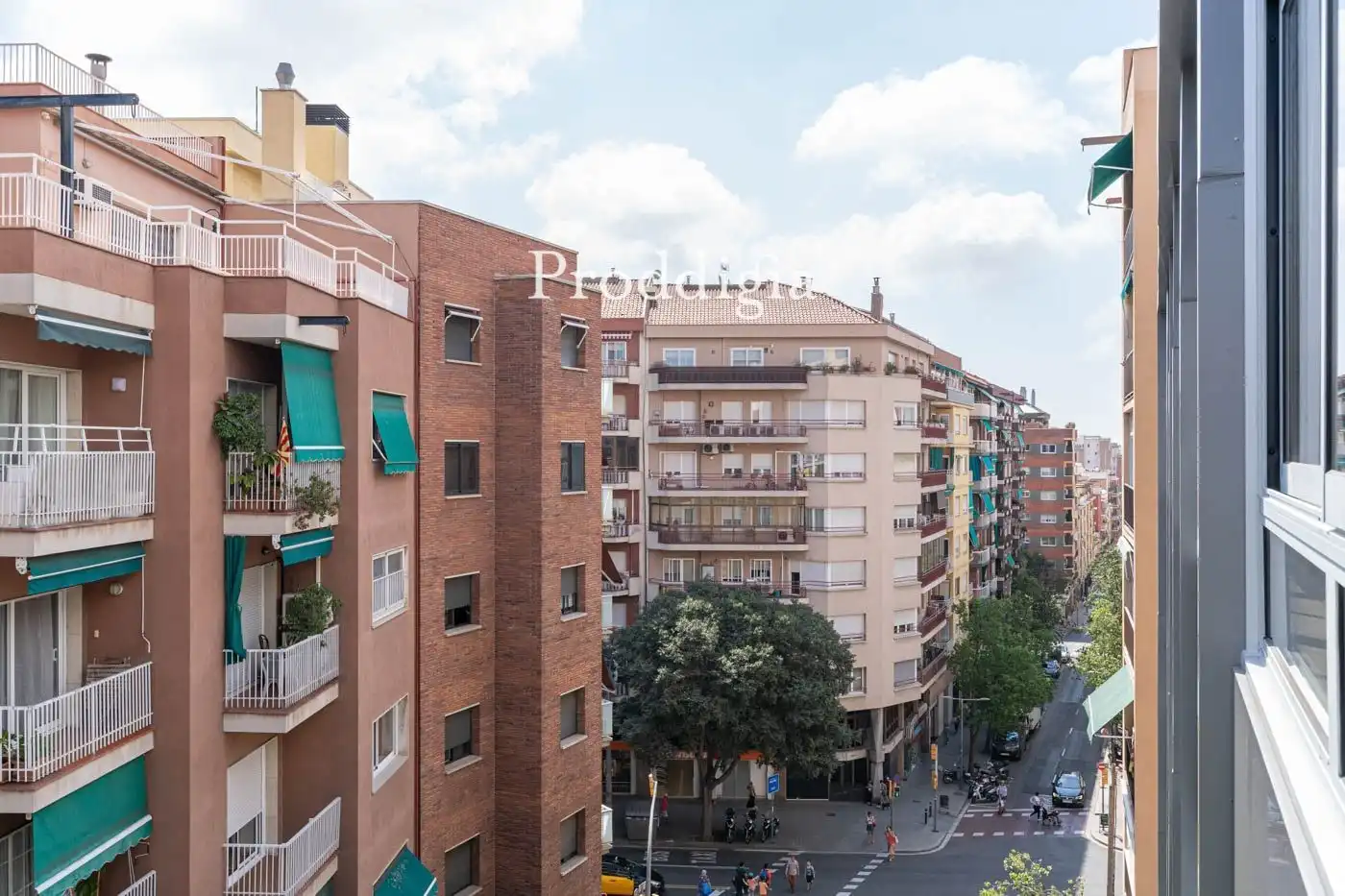 Exterior view of Office for rent in Barcelona  with Air Conditioner and Terrace