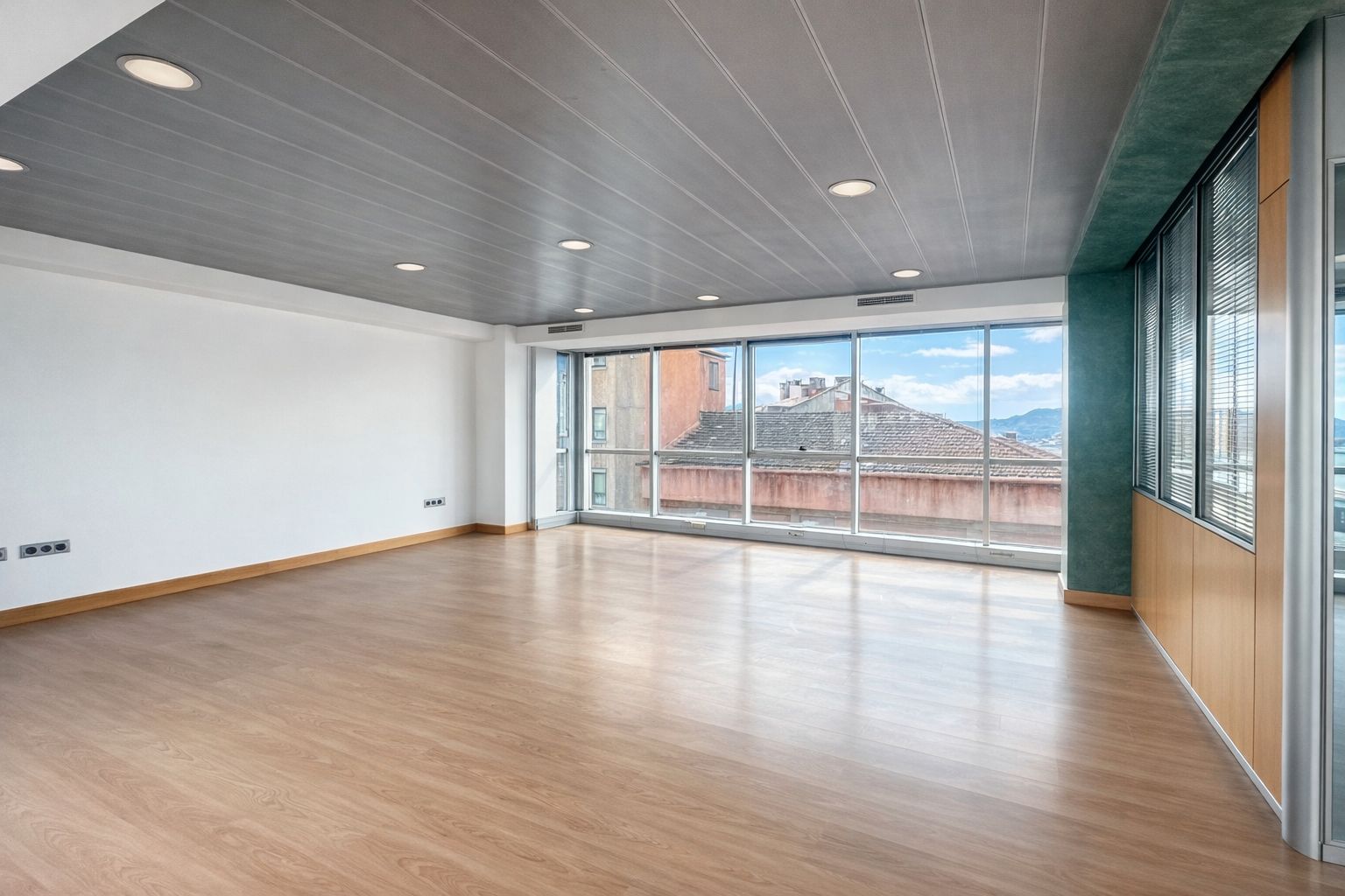 Büro zur Miete in Avenida de Madrid, 18, Salgueira - O Castaño, Centro Urbano