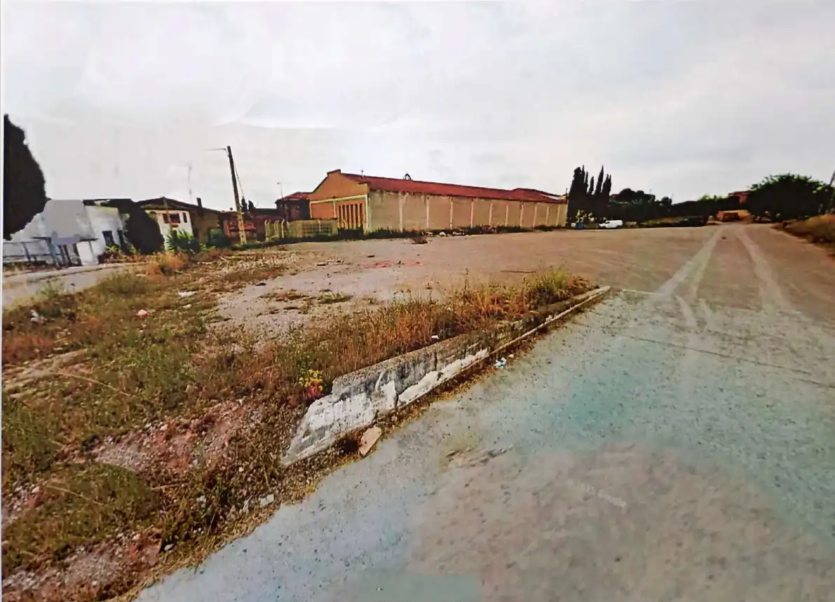 Terreno en venta en Els Prats de Rei
