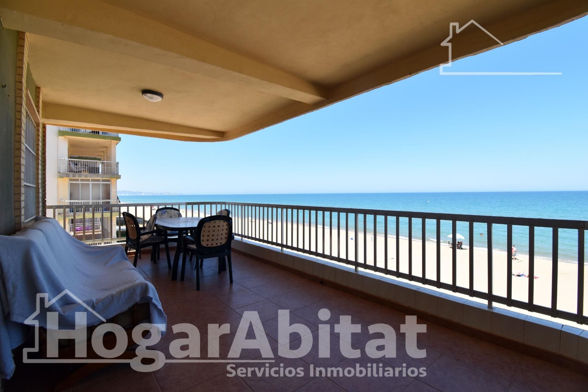 Terraza de Piso en venta en Tavernes de la Valldigna con Terraza y Balcón