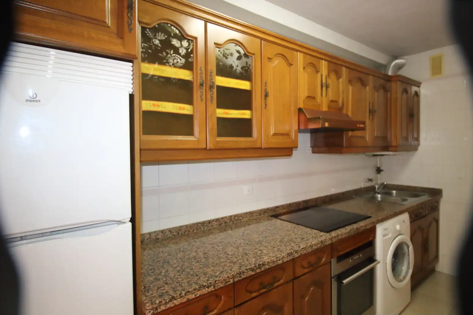 Cocina de Piso de alquiler en Gijón  con Calefacción y Terraza