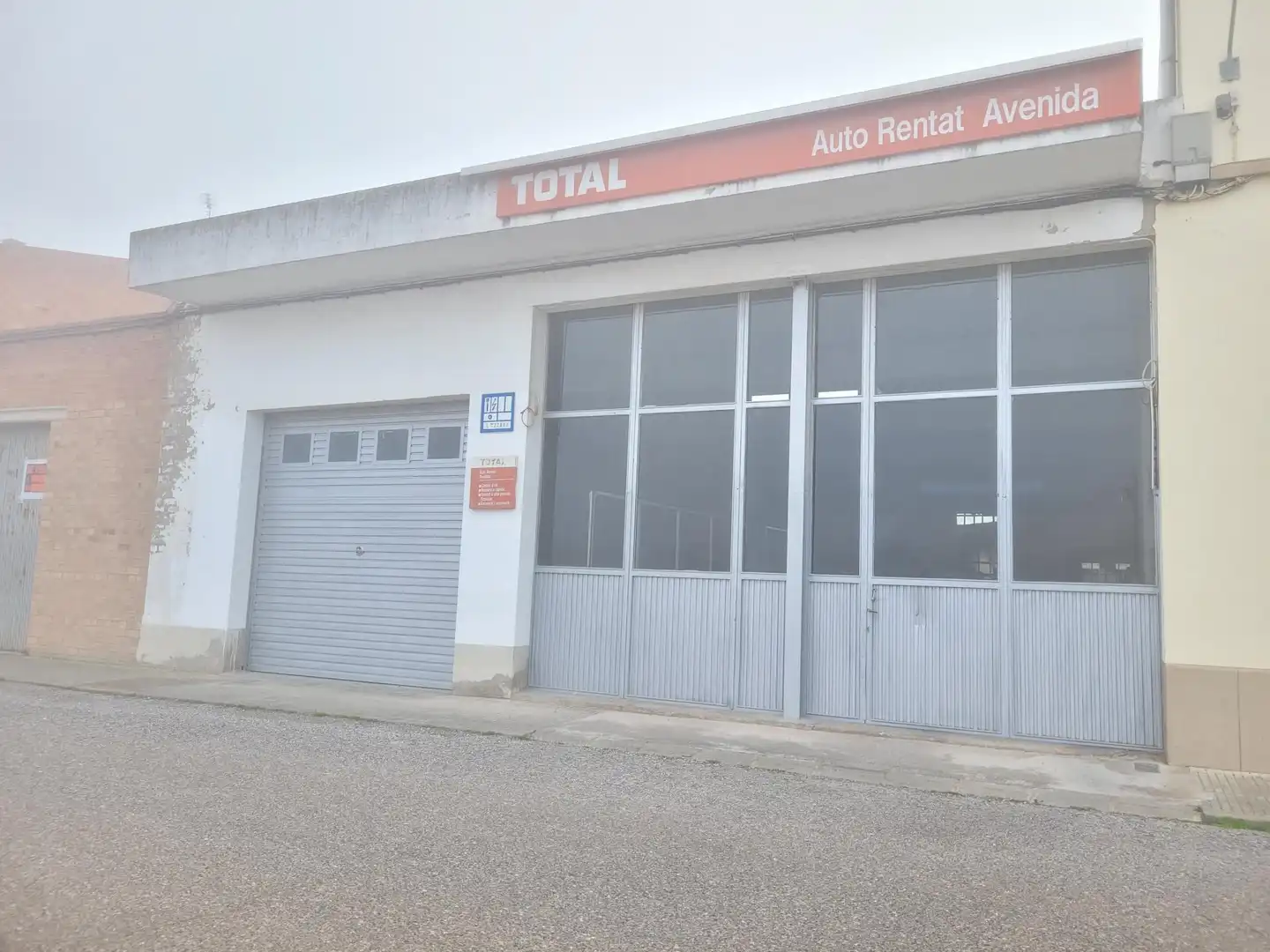 Nave industrial en alquiler en Lluís Millet 2A