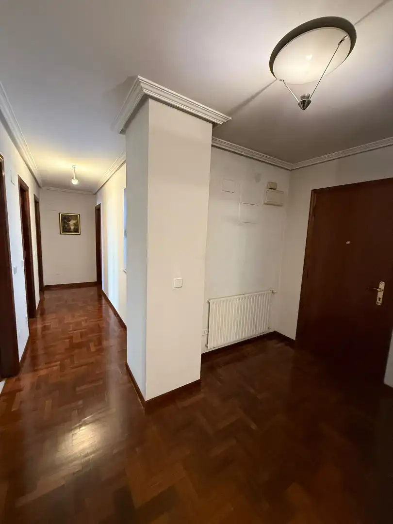 Wohnung zum Verkauf in Oviedo  mit Heizung, Abstellraum und Möbliert