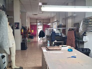 Local comercial en venda a Calle de San Pascual Bailón 5