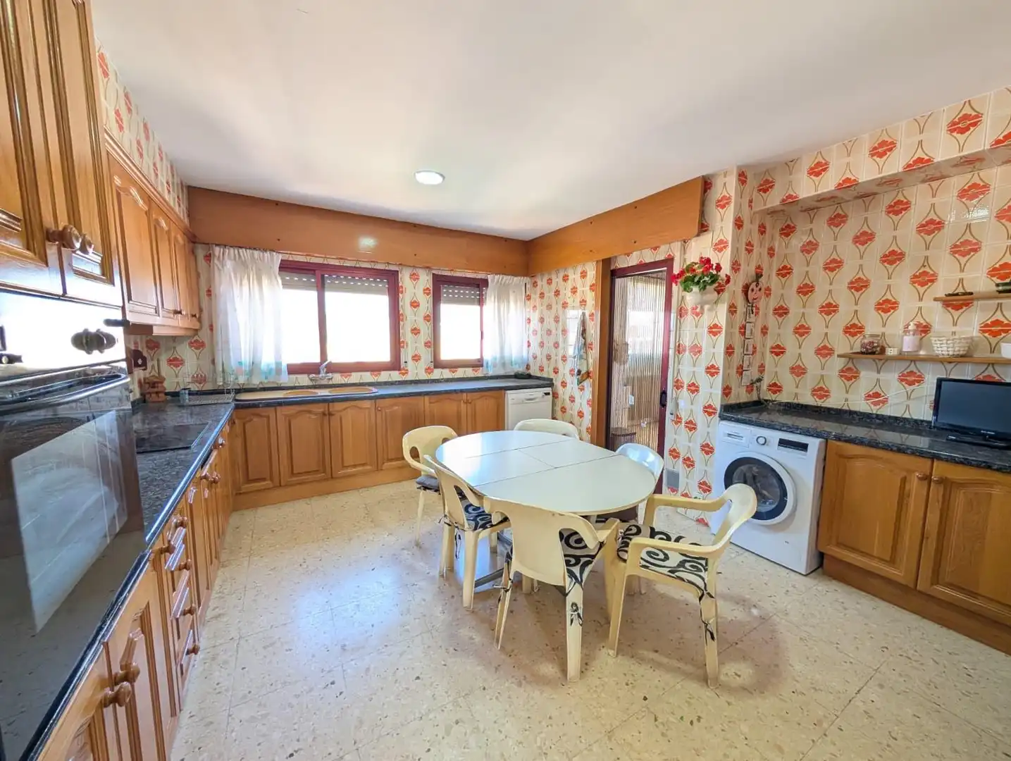 Cuina de Apartament en venda en Gandia amb Terrassa, Balcó i Piscina comunitària