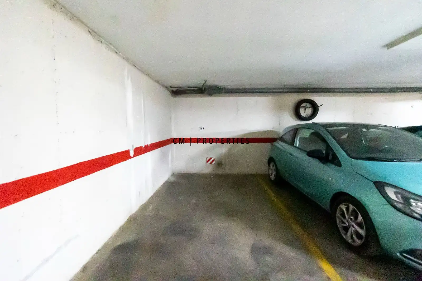 Parking of Flat for sale in Valencia  with Air Conditioner, Heating and Terrace