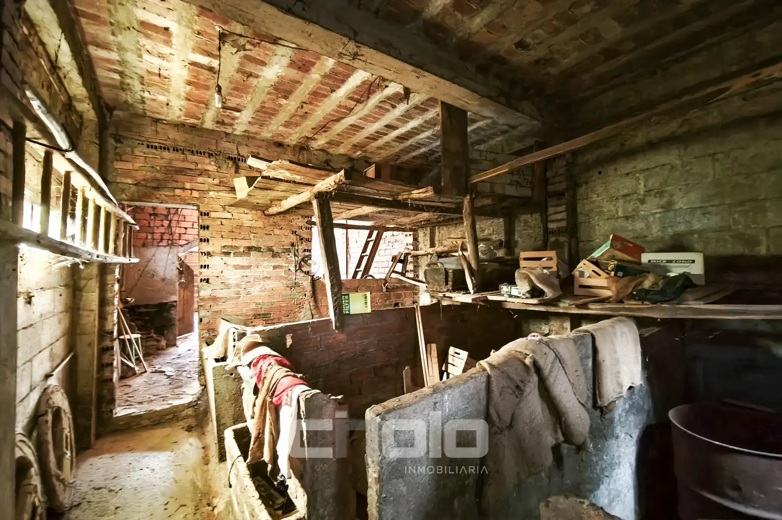 Edificio en venta en Becerreá