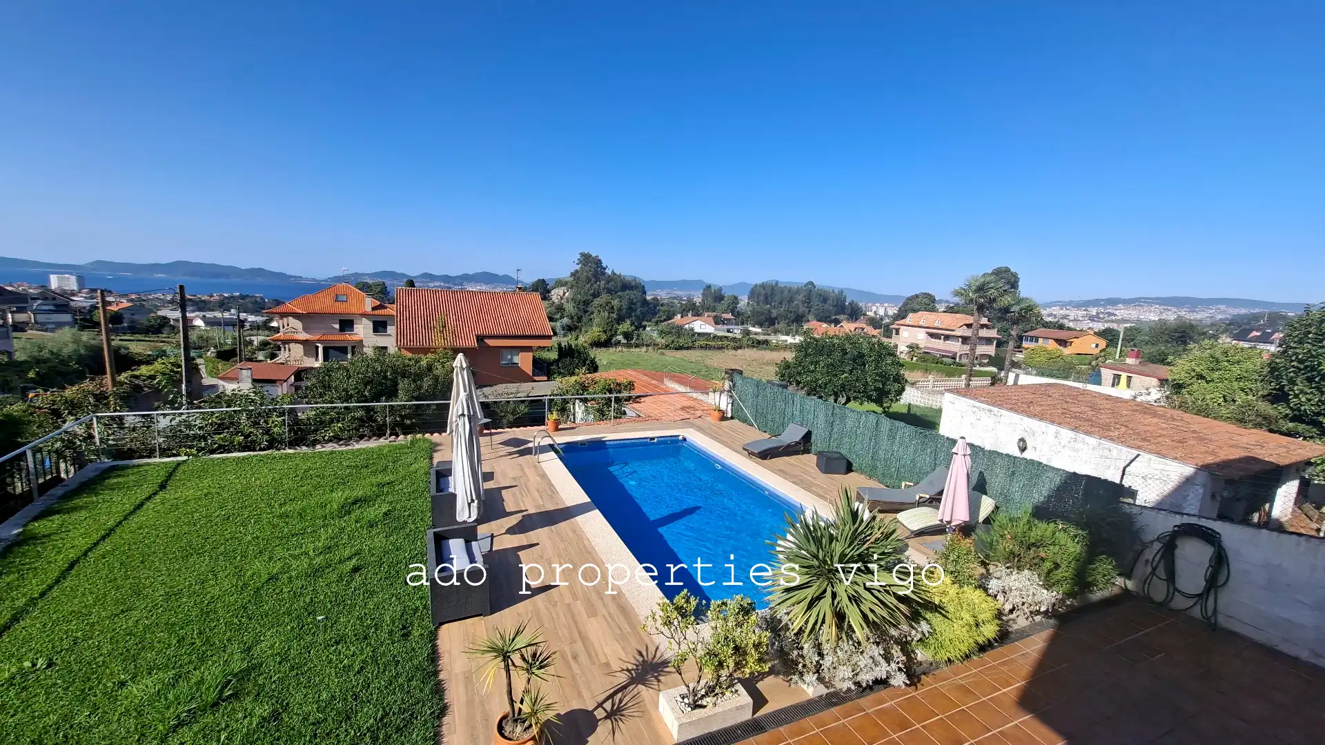 Casa amb piscina en venda a Estrada José Rivas-Coruxo, imagen 3