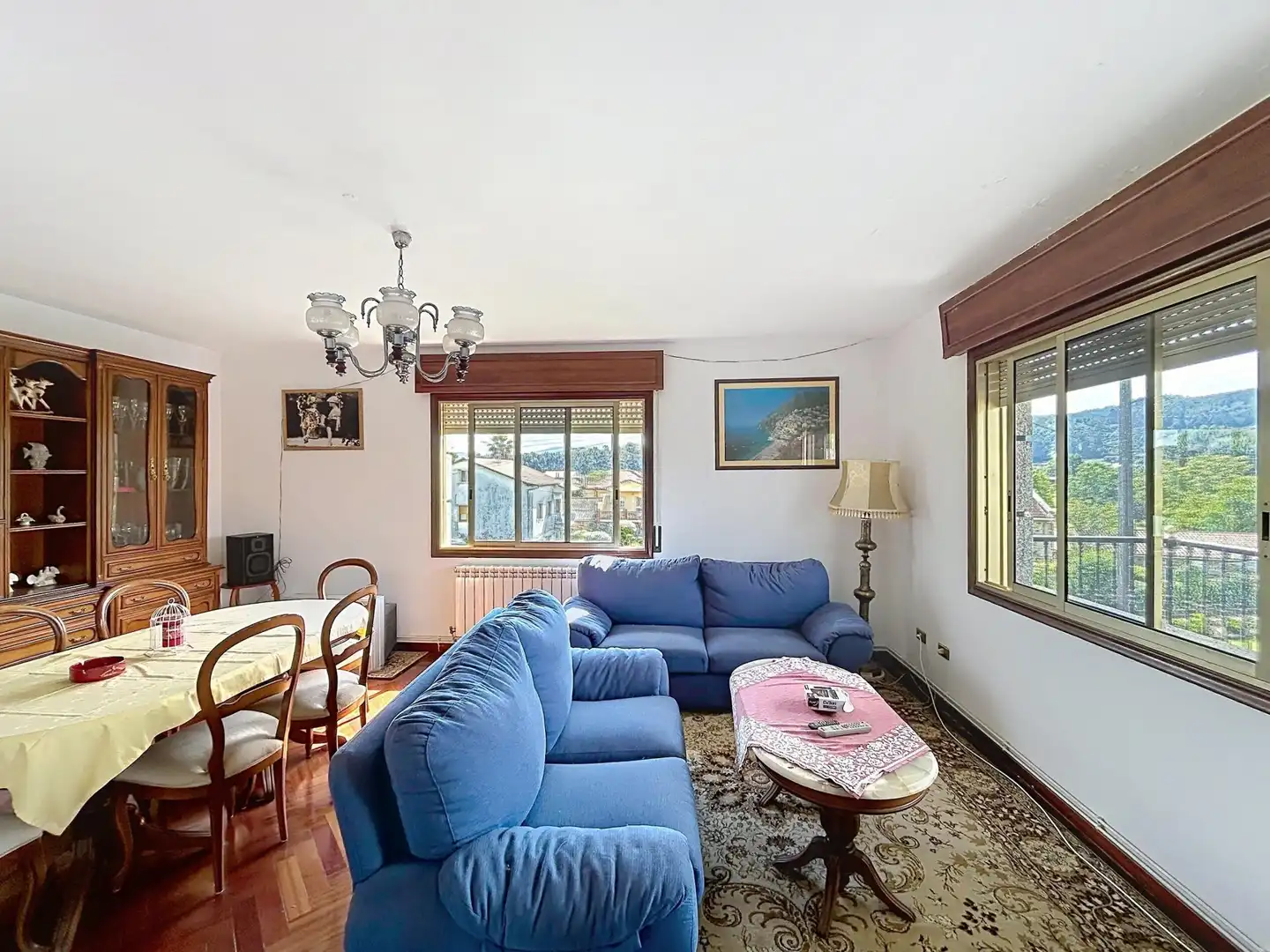 Sala de estar de Casa o chalet en venta en Meis con Calefacción, Terraza y Balcón