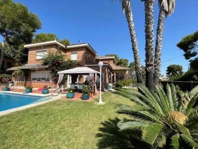 Garden of Detached homes for sale in Tarragona  with Heating, Terrace and Storage room