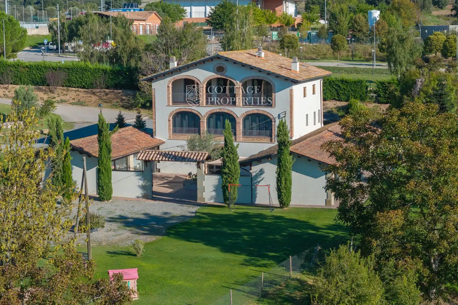 Vista exterior de Finca rústica en venta en Torelló con Terraza y Amueblado