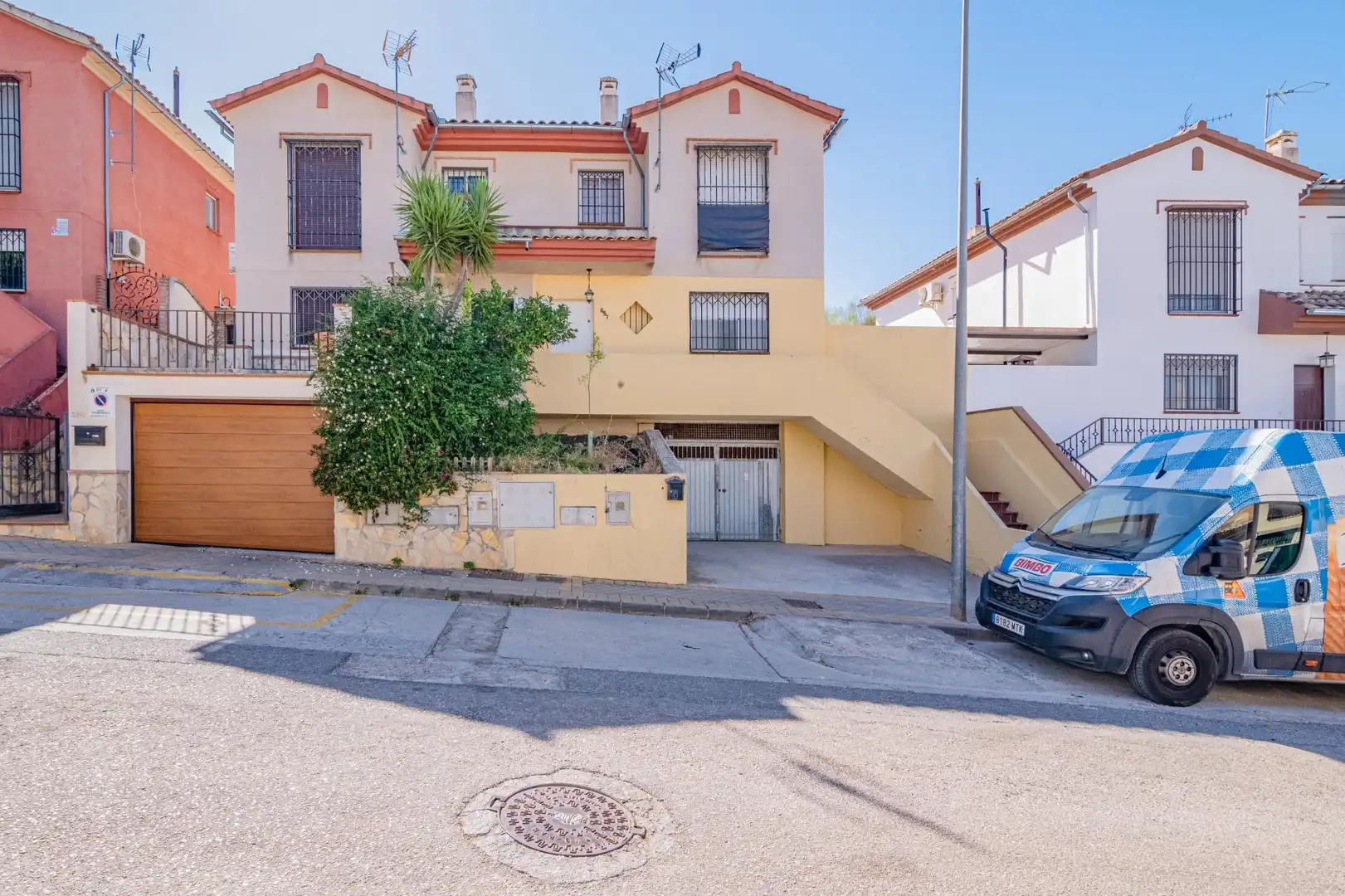 Casa aparellada amb terrassa en venda a Avenida LUIS JAVIER, imagen 36