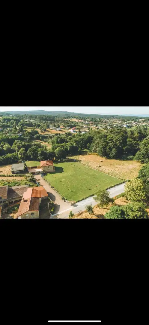 Casa o xalet en venda en A Merca   amb Jardí privat, Terrassa i Moblat