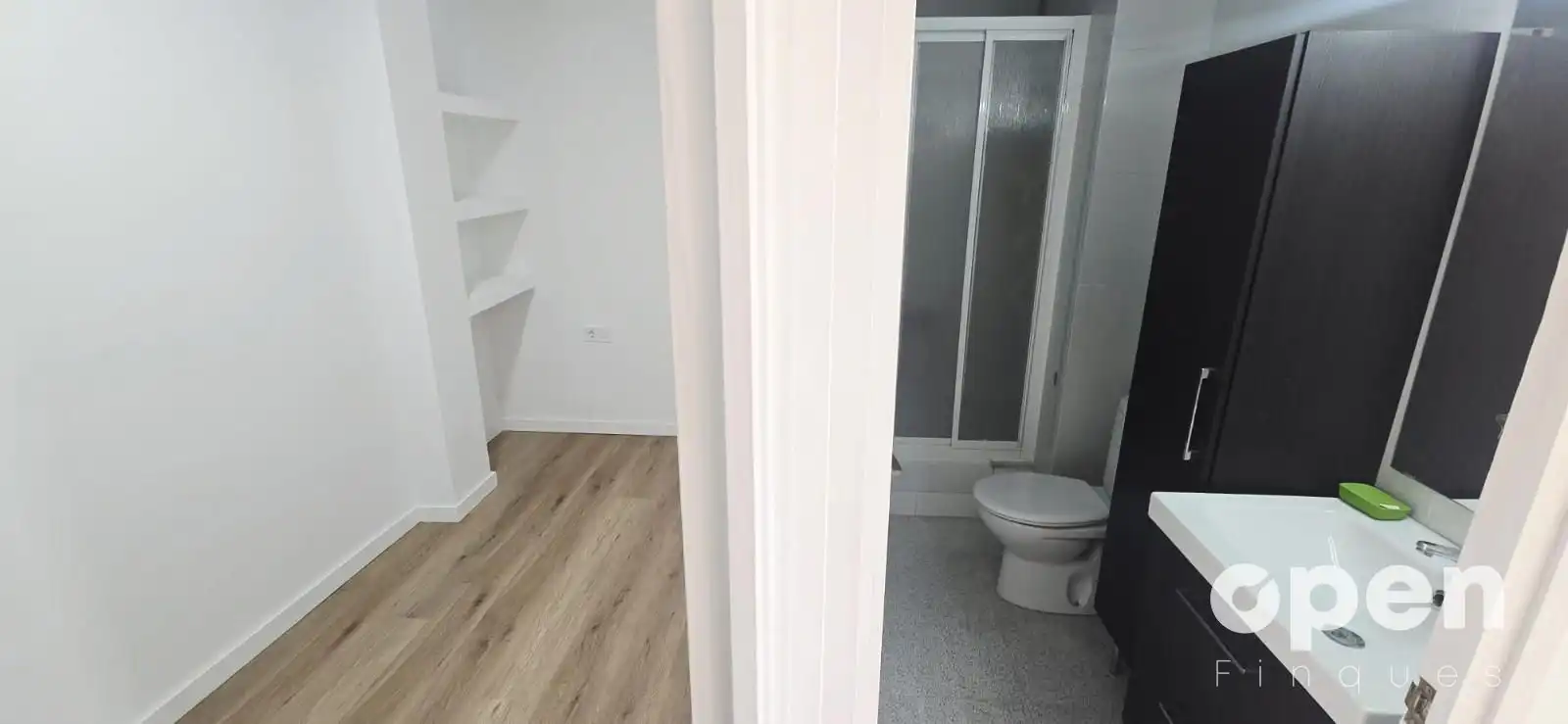 Wohnung zum Verkauf in Terrassa mit Heizung und Parkett