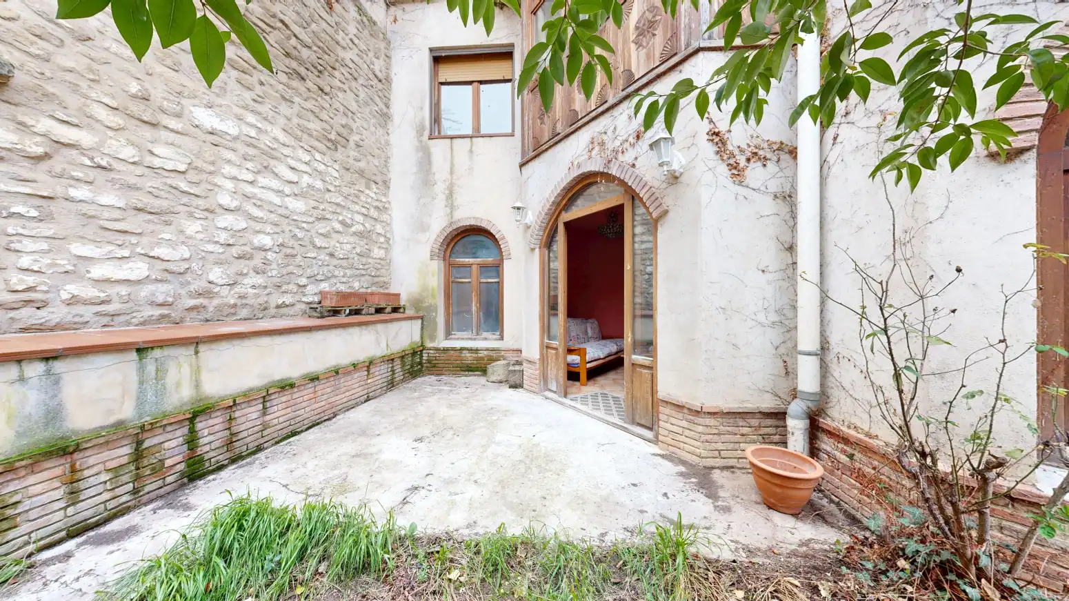Exterior view of Houses for sale in Tafalla  with Heating, Parquet flooring and Terrace