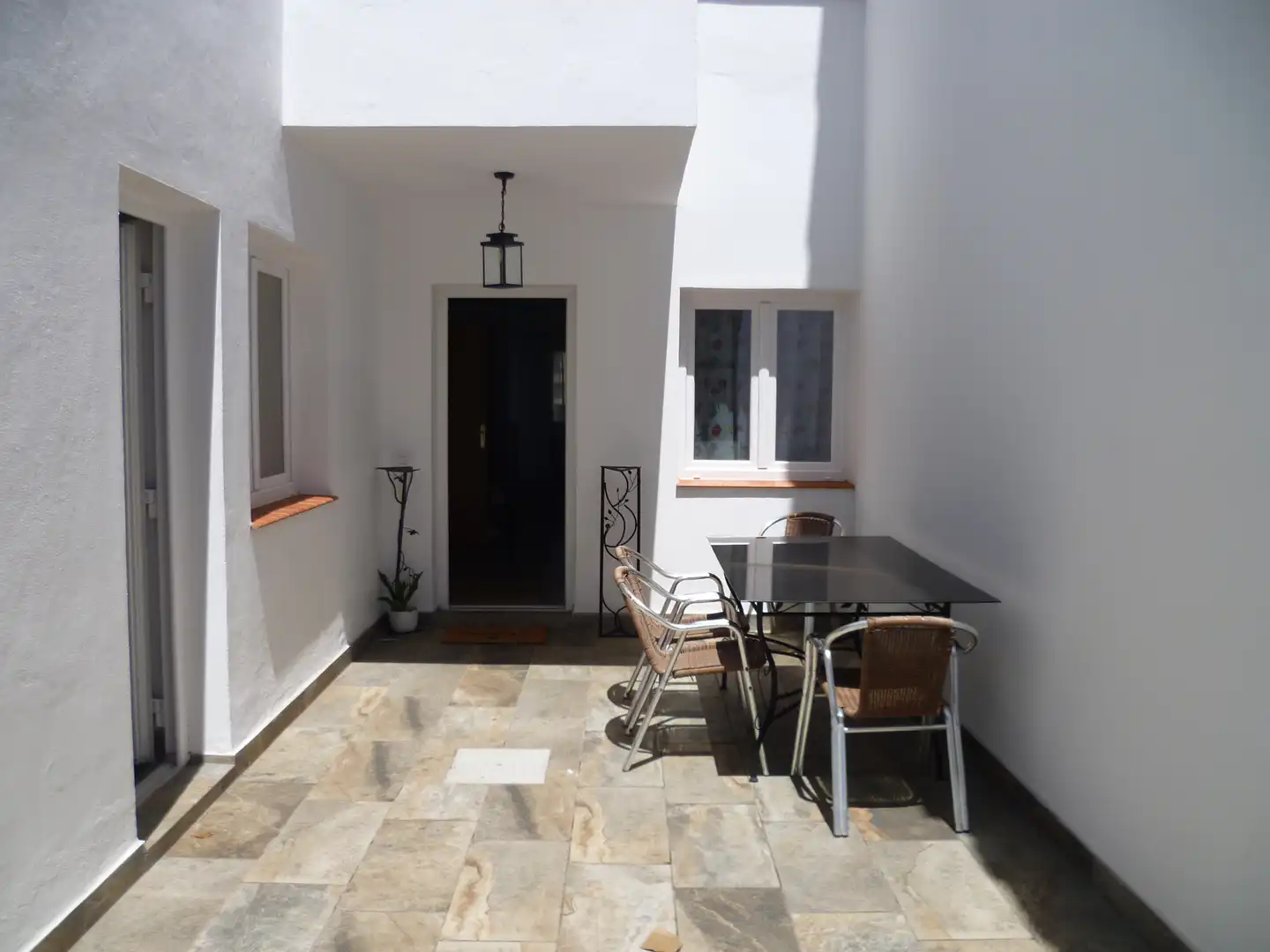 Terrasse von Einfamilien-Reihenhaus zur Miete in San Cristóbal de la Laguna mit Terrasse, Möbliert und Ofen