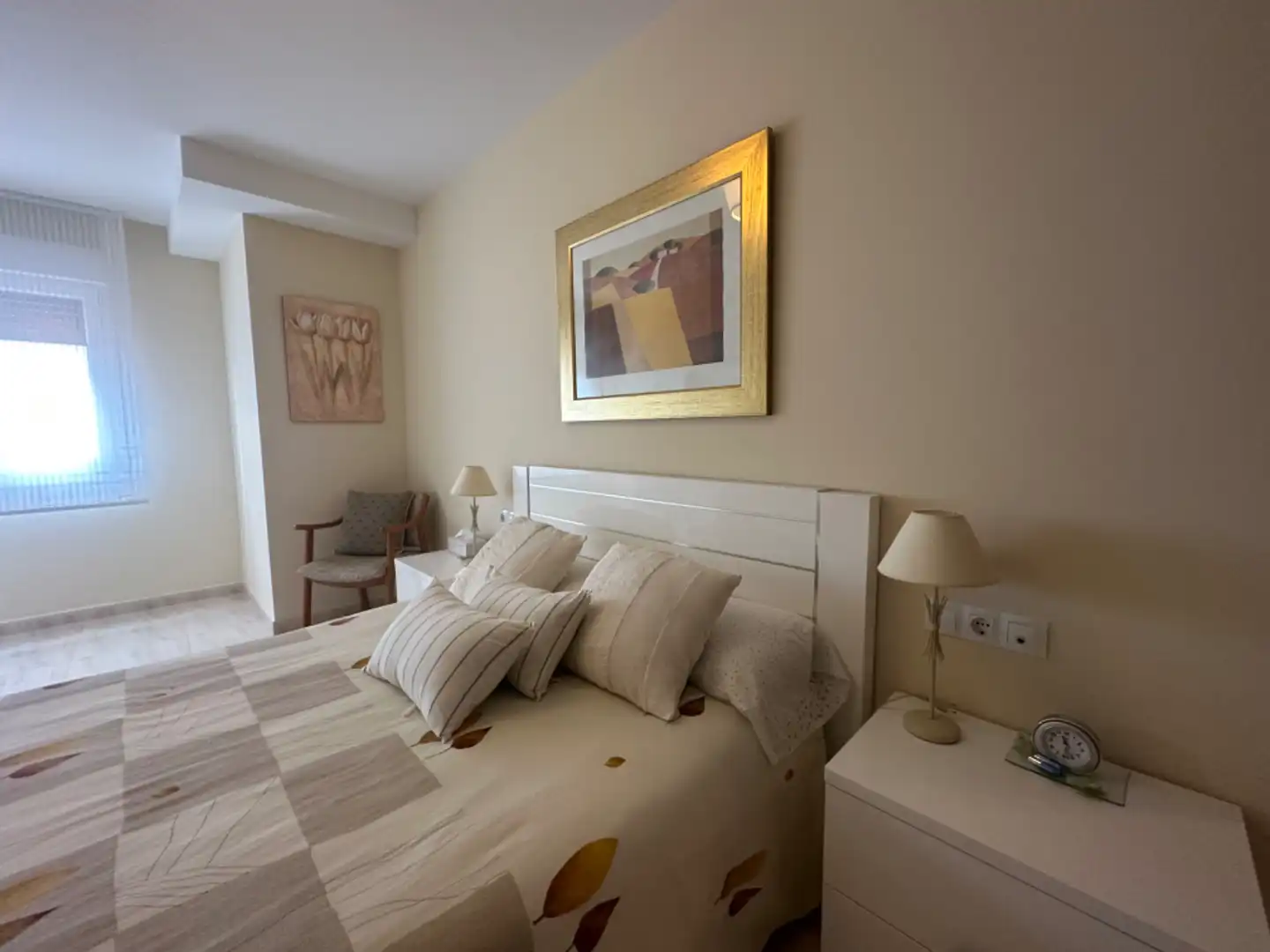 Habitación de Apartamento de alquiler en Ribeira con Amueblado