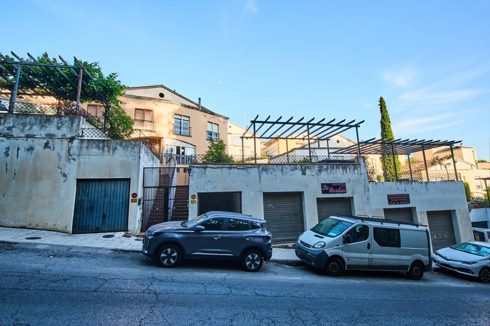 Exterior view of Houses for sale in Cenes de la Vega  with Heating