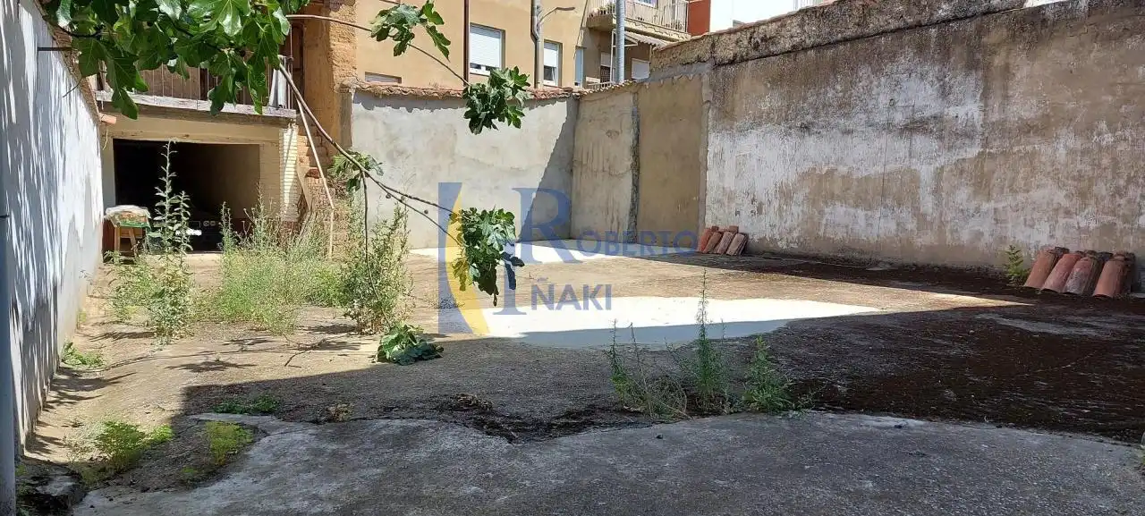 Casa con jardín en venta en Valencia de Don Juan, imagen 12