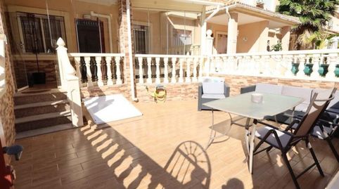 Foto 2 de Casa adosada en venta en Calle Jalon, Playa Flamenca, Orihuela