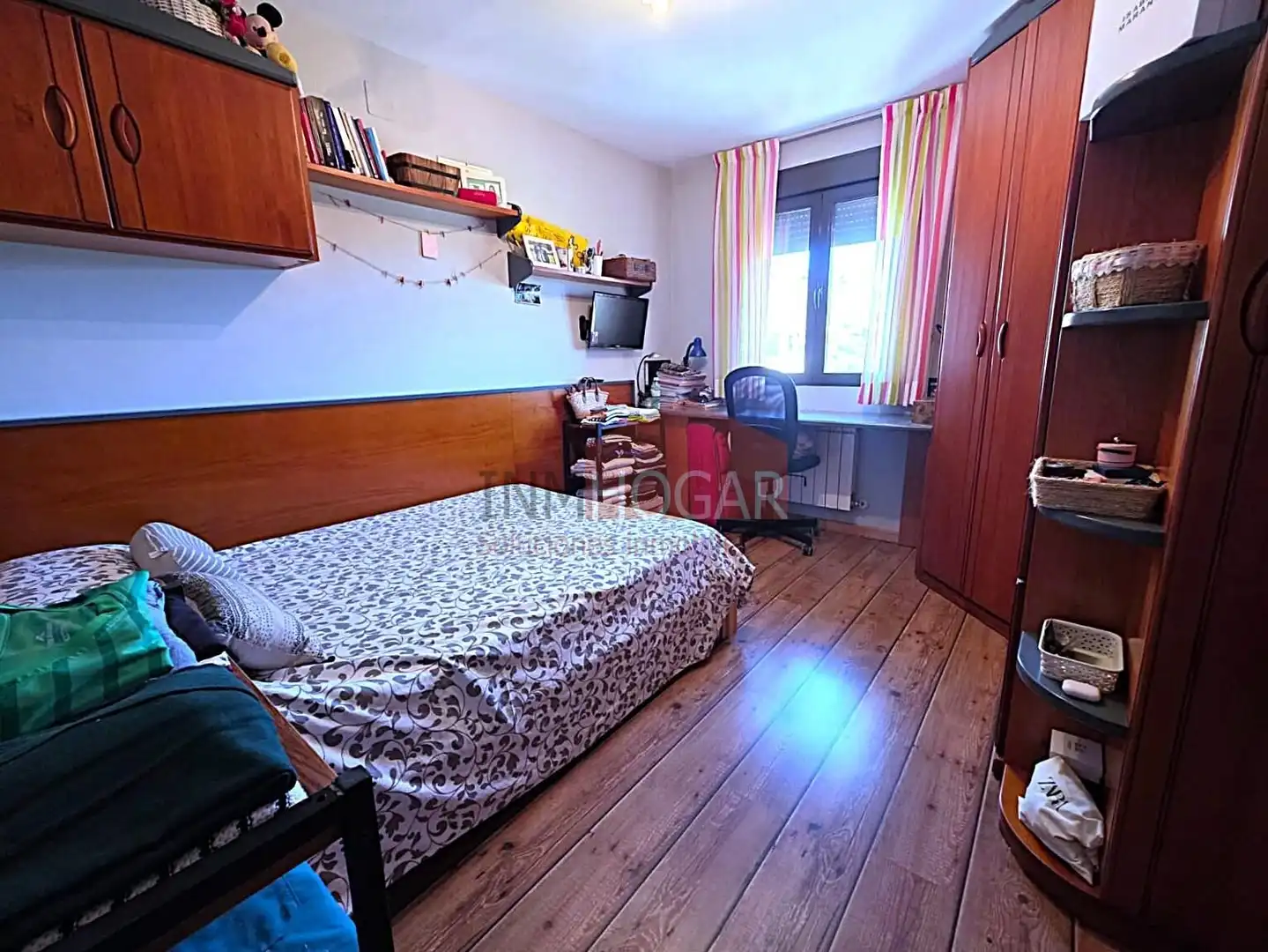 Dormitori de Casa adosada en venda en Navalmoral amb Aire condicionat, Calefacció i Moblat