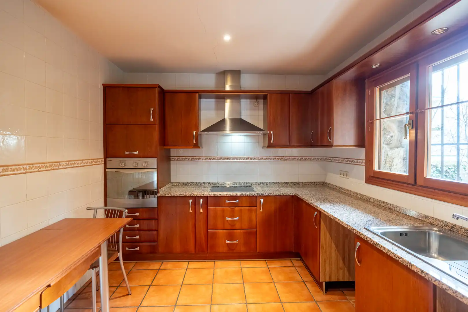 Cocina de Casa o chalet en venta en Navacerrada con Calefacción, Jardín privado y Terraza