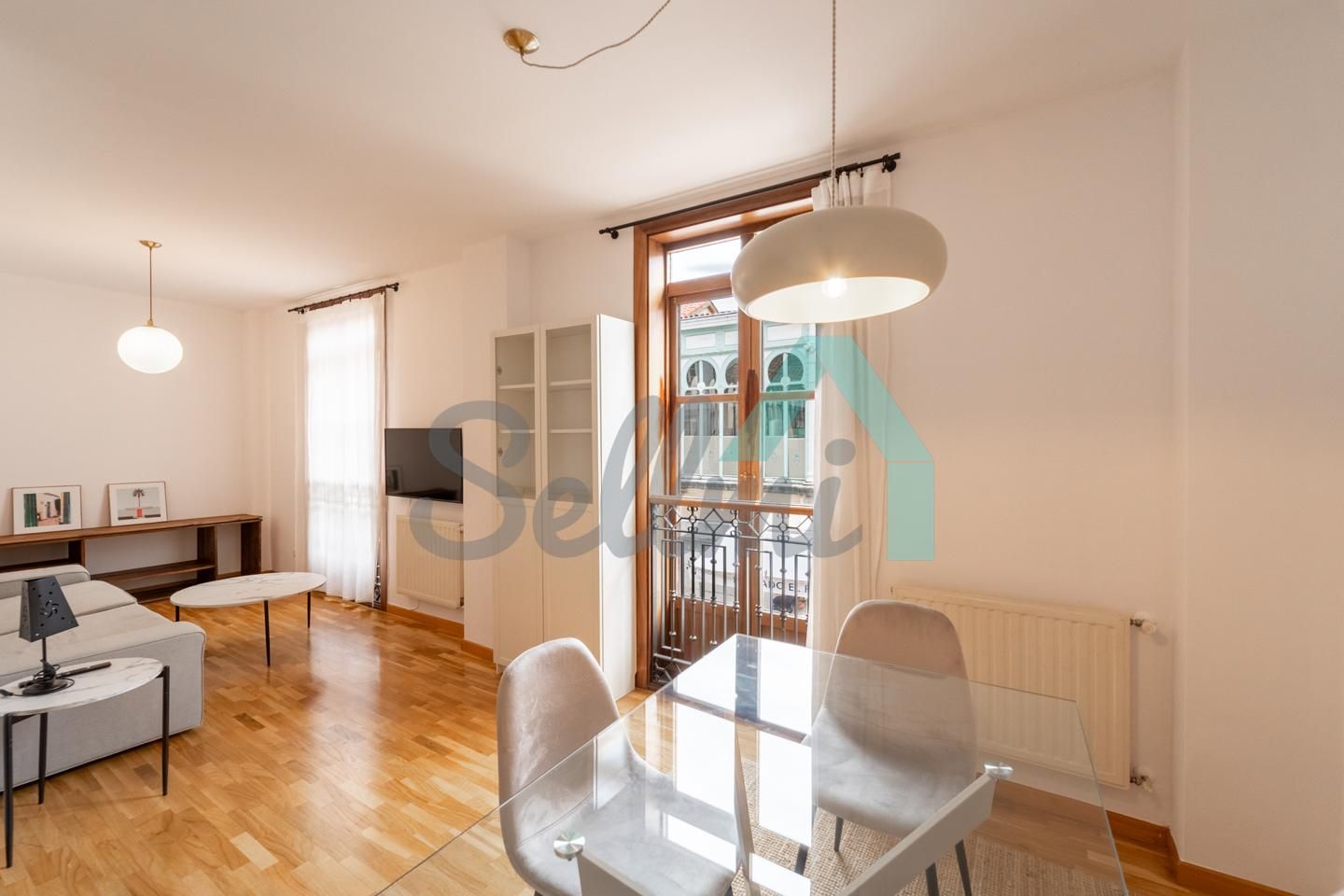 Exterior view of Flat to rent in Oviedo   with Heating, Parquet flooring and Furnished