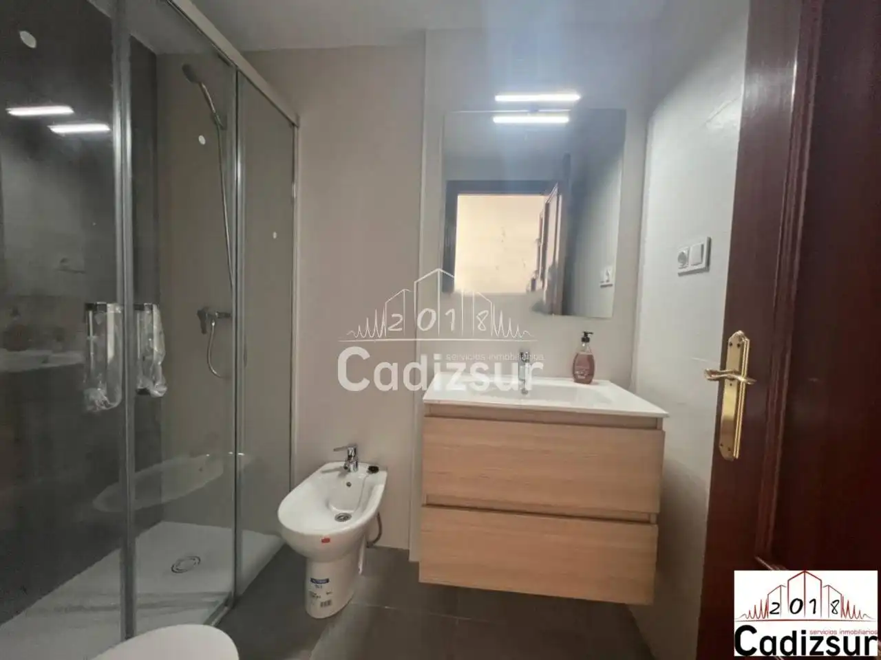 Habitación de Piso en venta en Cádiz