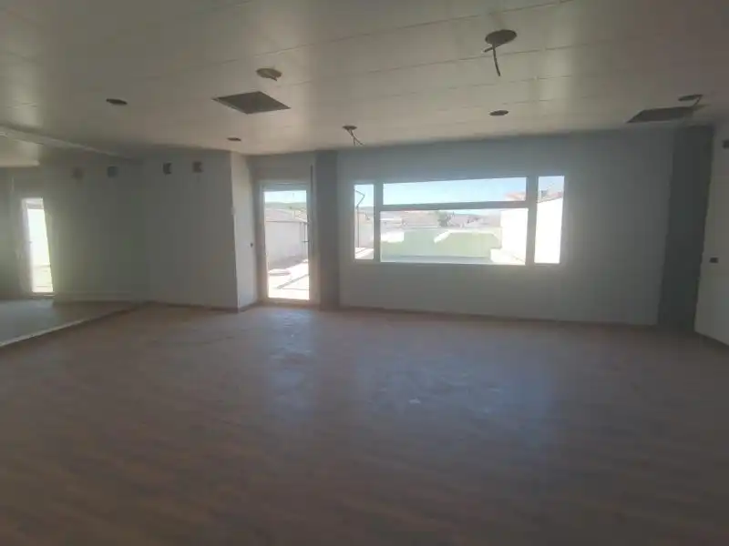 Casa o xalet en venda en Villanueva de la Reina amb Terrassa i Piscina