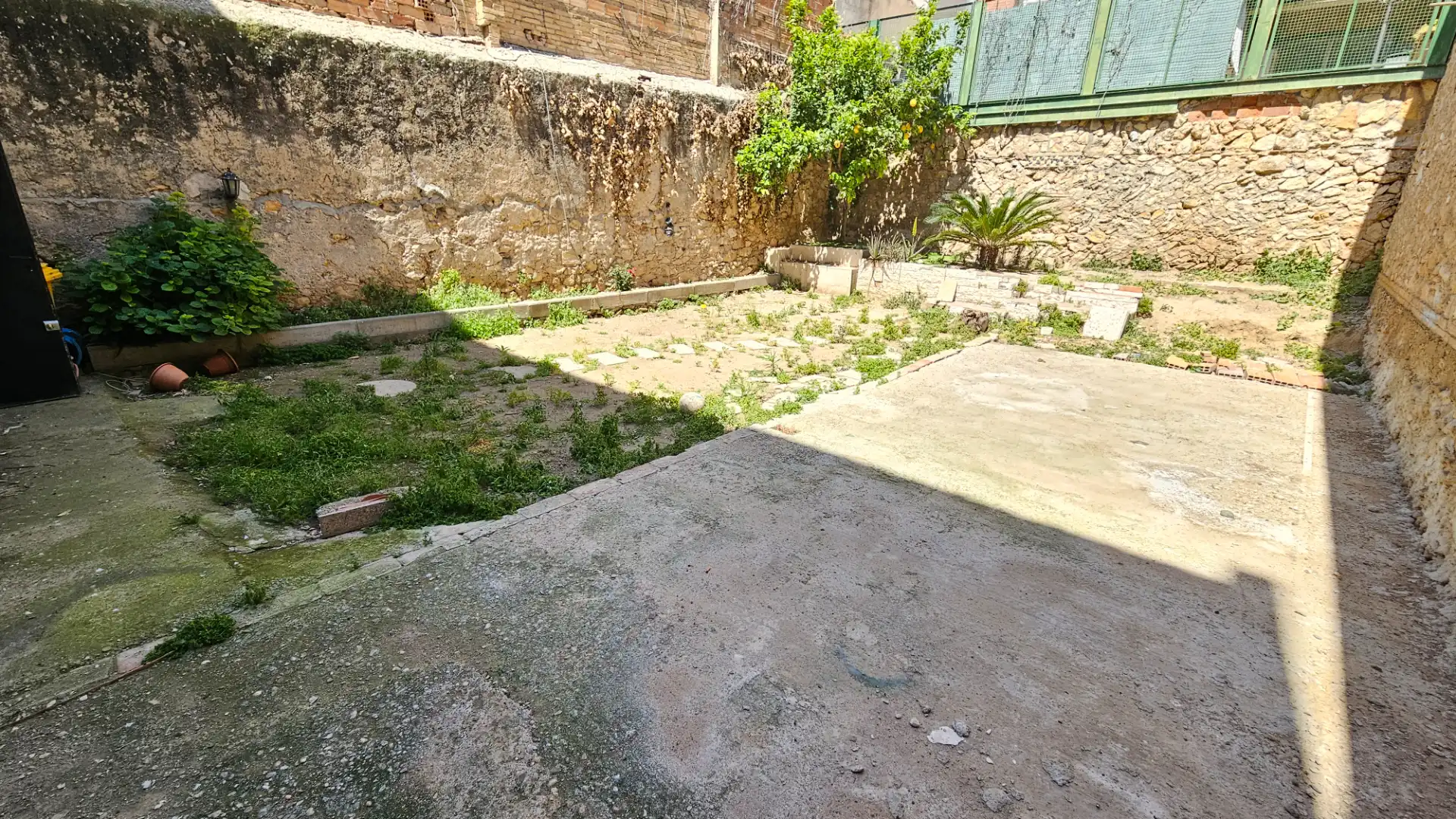 Local en venda en Tarragona amb Aire condicionat, Terrassa i Moblat