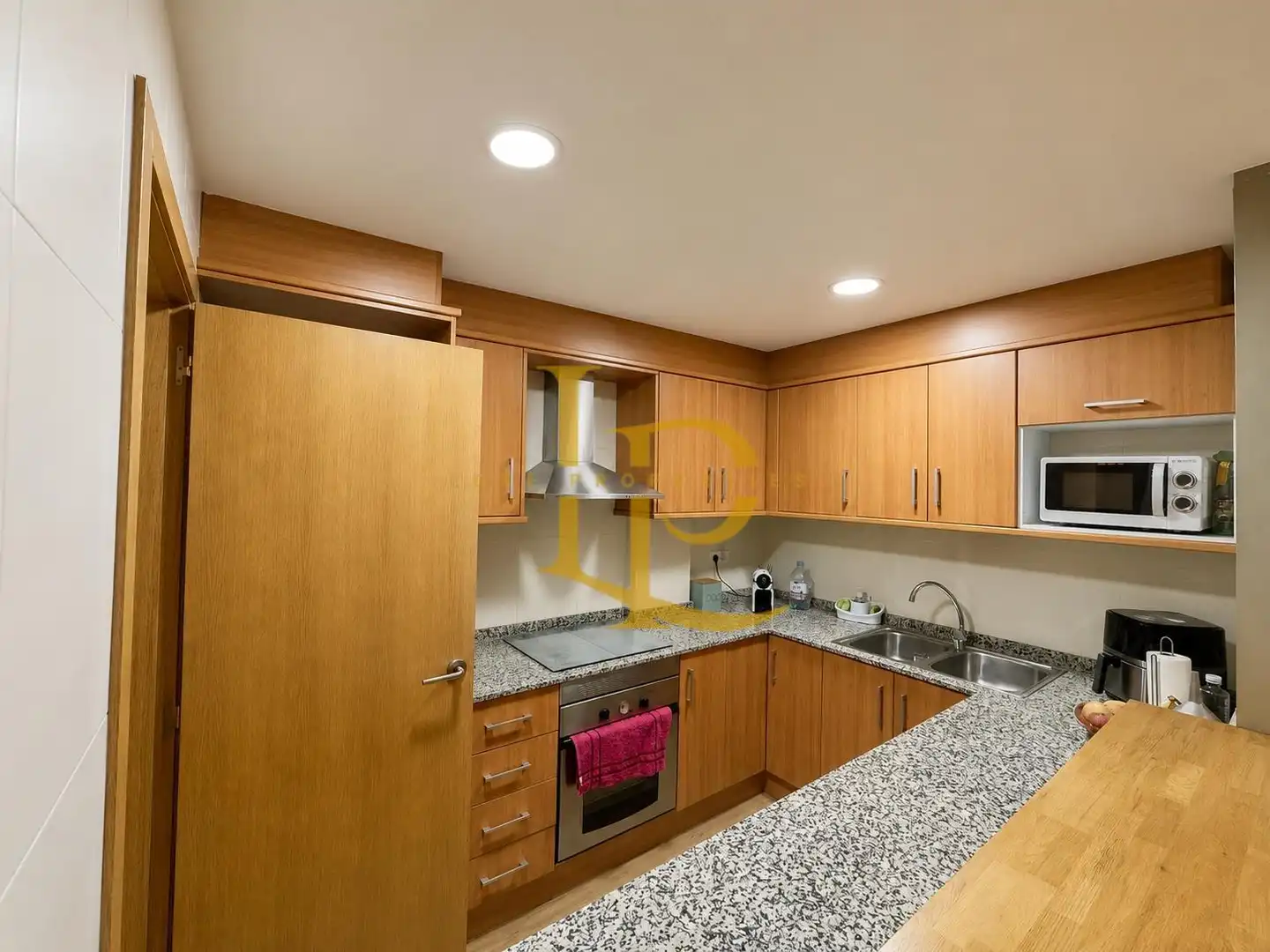 Kitchen of Flat for sale in Castellbisbal  with Air Conditioner, Heating and Oven