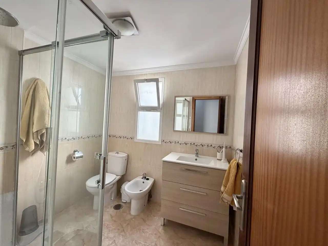 Baño de Piso de alquiler en Agüimes con Amueblado, Se aceptan mascotas y Internet