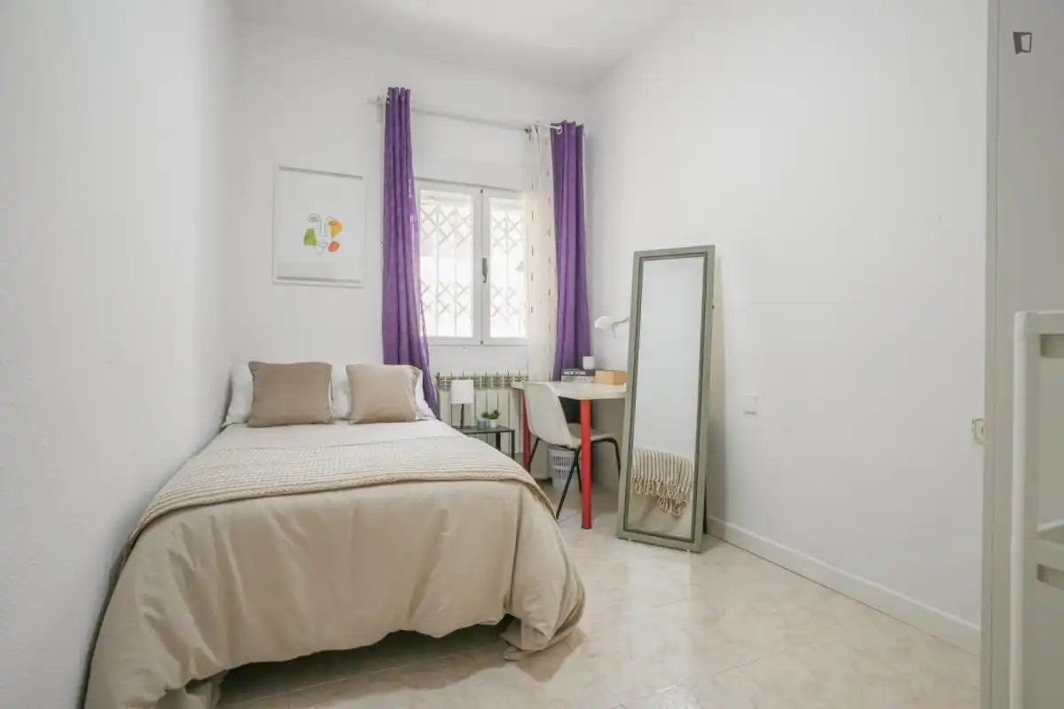 Habitación en Puerta del Ángel