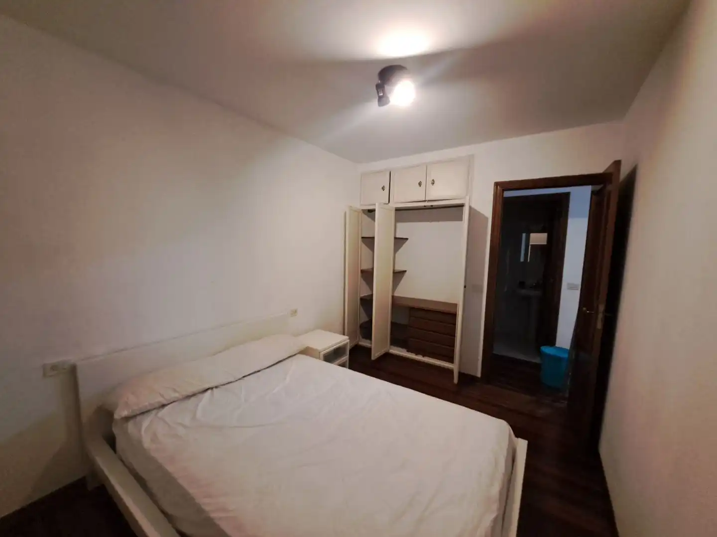 Habitación de Casa o chalet de alquiler en Ensanche - Sar