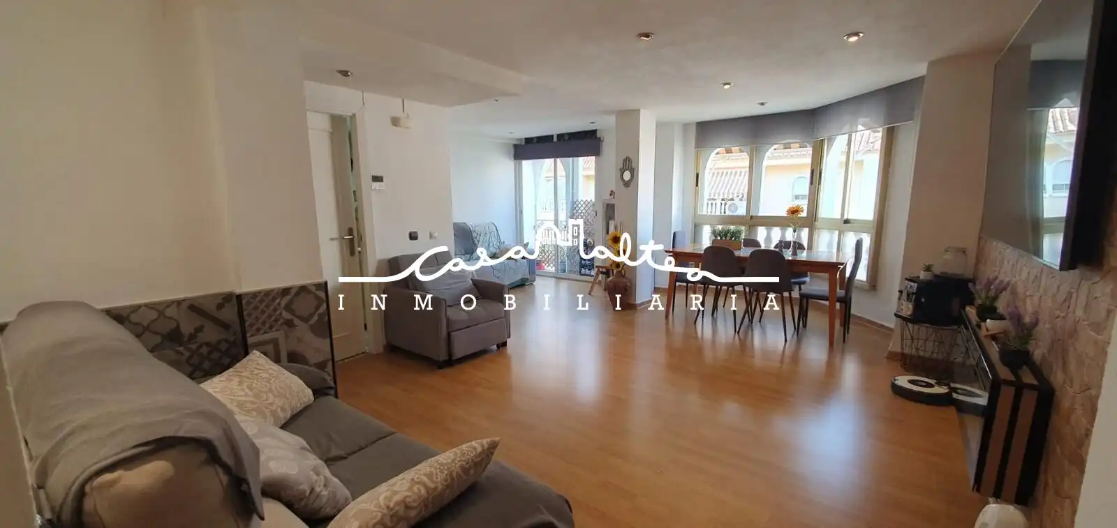 Flat with terrace for sale in Colonia Madrid, imagen 2