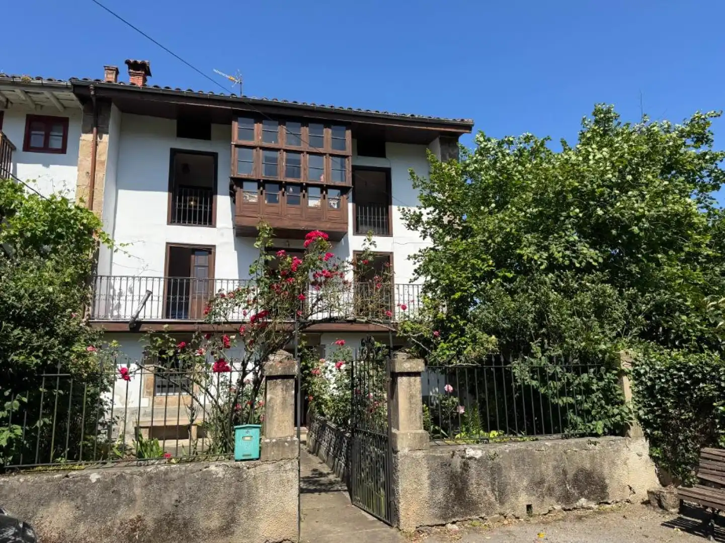 Vista exterior de Casa adosada en venda en Molledo
