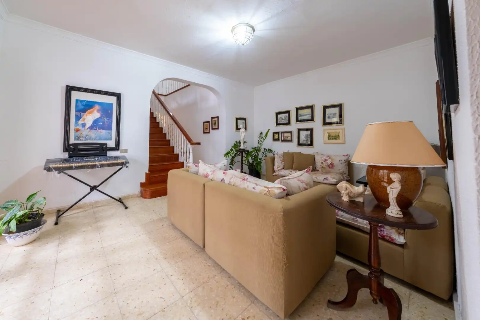 Casa o chalet en venta en Calle FUENTE MORALES, Almatriche