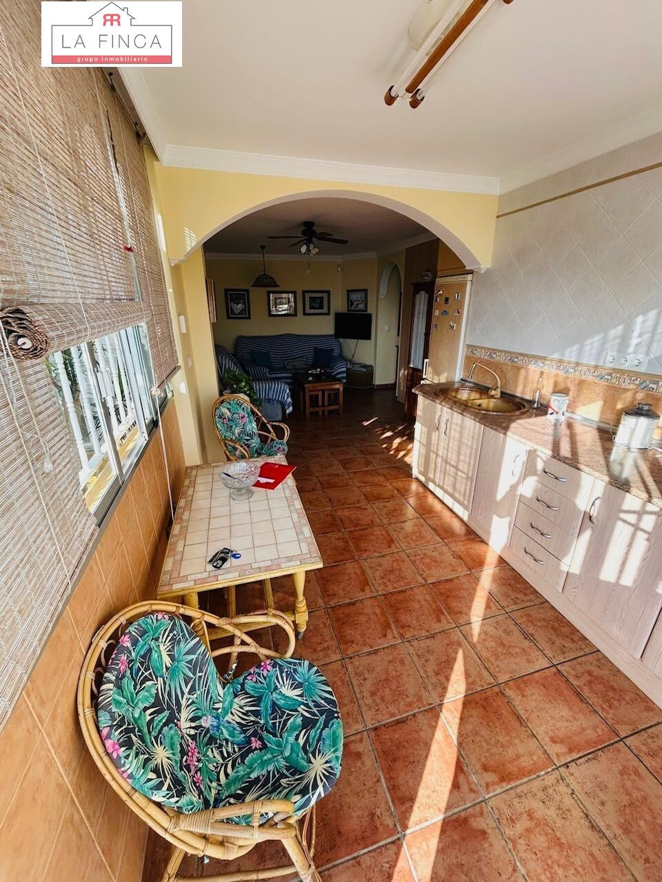 Cocina de Piso en venta en Vélez-Málaga con Piscina comunitaria