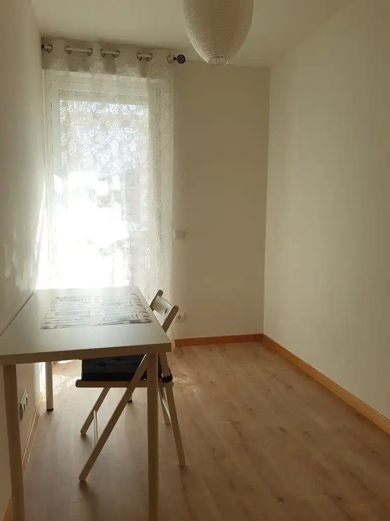 Schlafzimmer von Wohnung zur Miete in Burgos mit Heizung, Terrasse und Möbliert