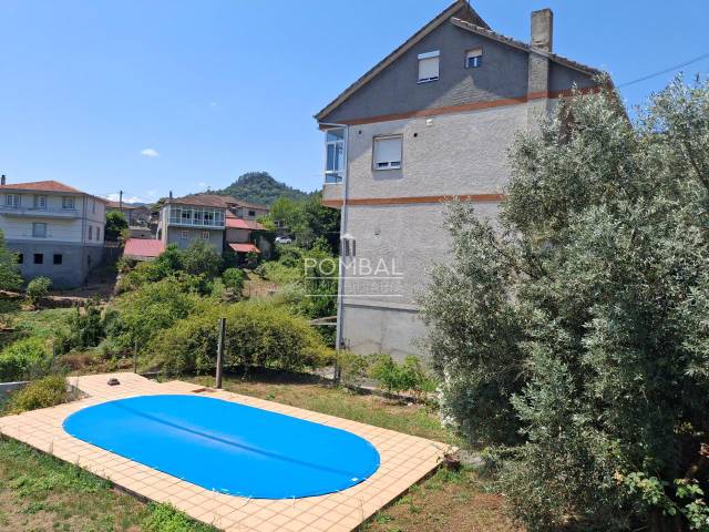 Casa-chalet en Venta en EL PINO en San Rosendo
